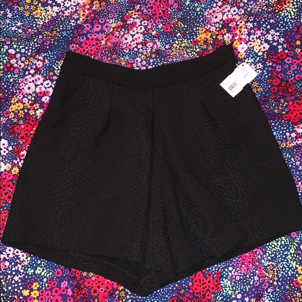 NWT High-Waisted Black Shorts